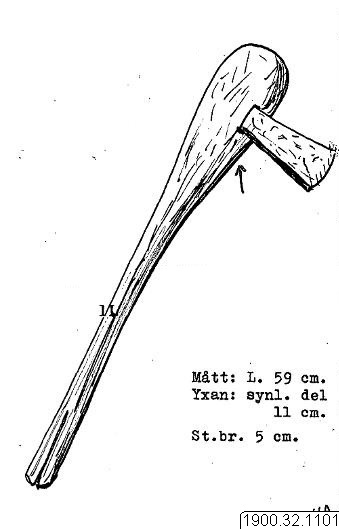 ethnographische Zeichnung einer knuffig aussehenden Axt mit keulenförmigem Schaft, in dessen dickes Ende ein schmales Axtblatt eingesetzt ist